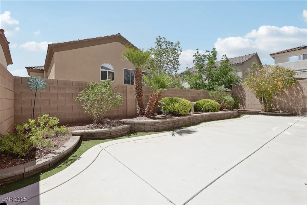 5655 Danforth, Las Vegas, NV 89141