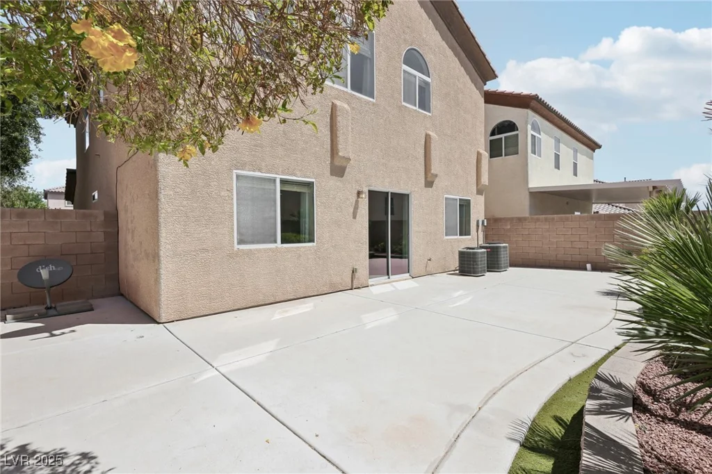 5655 Danforth, Las Vegas, NV 89141