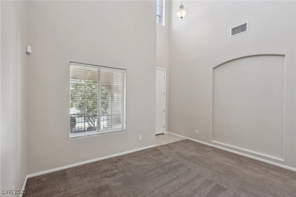 5655 Danforth, Las Vegas, NV 89141