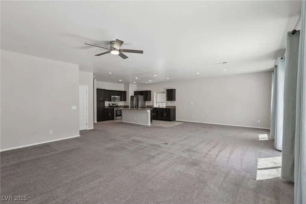 5655 Danforth, Las Vegas, NV 89141