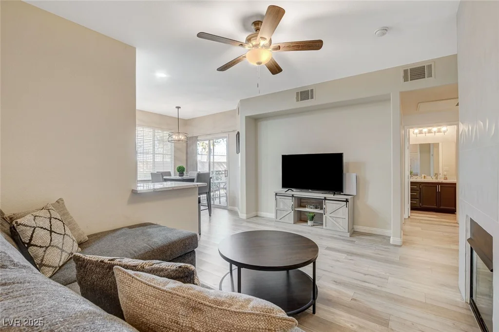 9050 Warm Springs, Las Vegas, NV 89148