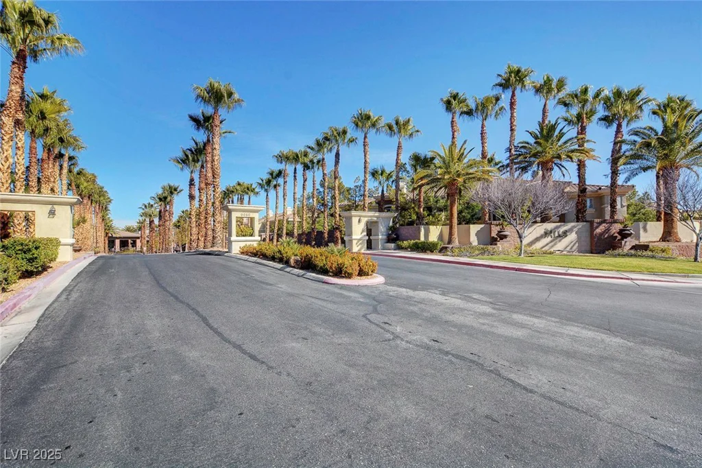 9050 Warm Springs, Las Vegas, NV 89148