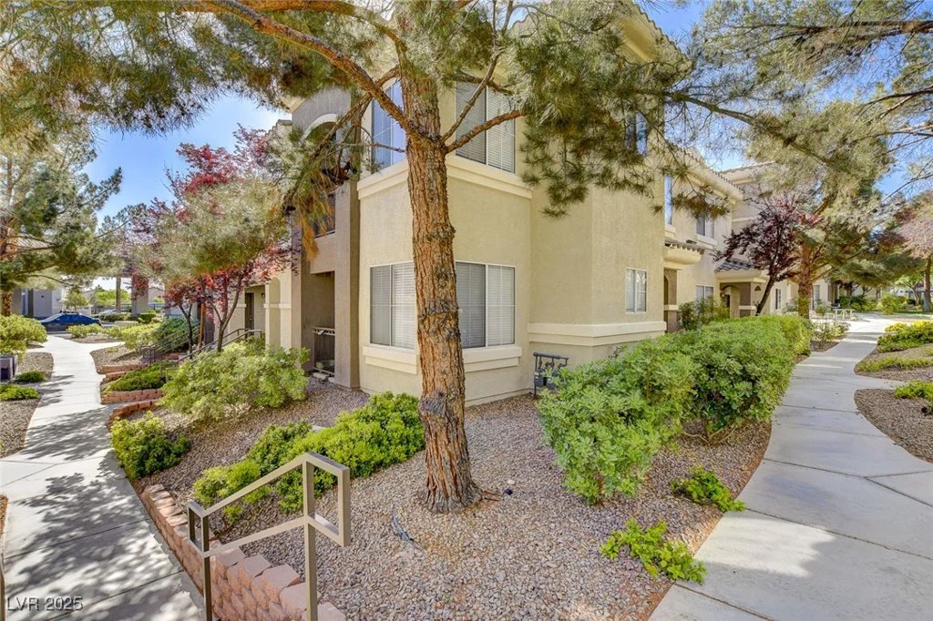 9050 Warm Springs, Las Vegas, NV 89148