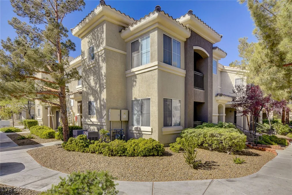 9050 Warm Springs, Las Vegas, NV 89148