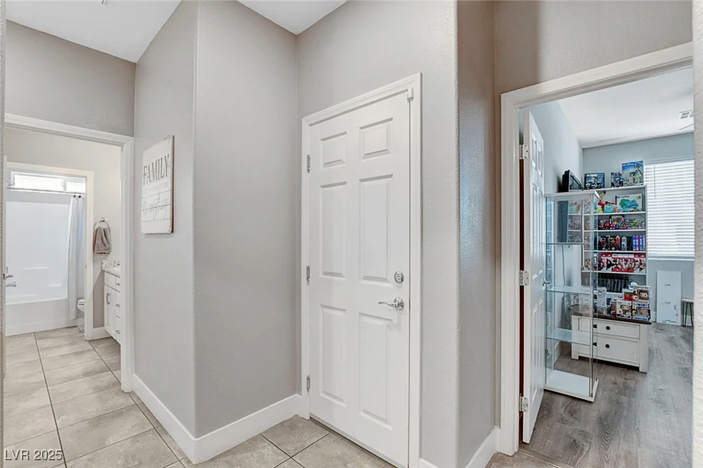 5957 Olivine Falls, Las Vegas, NV 89130