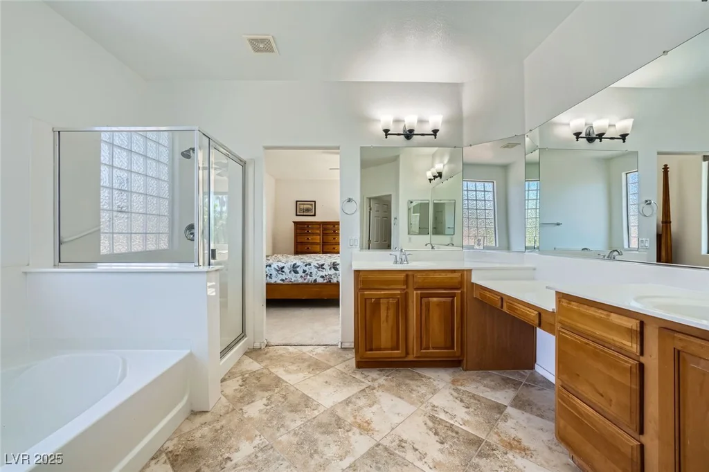 8840 Arroyo Azul, Las Vegas, NV 89131