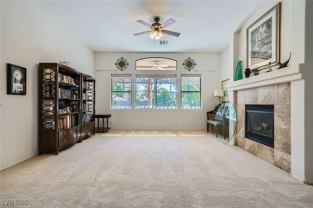 8840 Arroyo Azul, Las Vegas, NV 89131