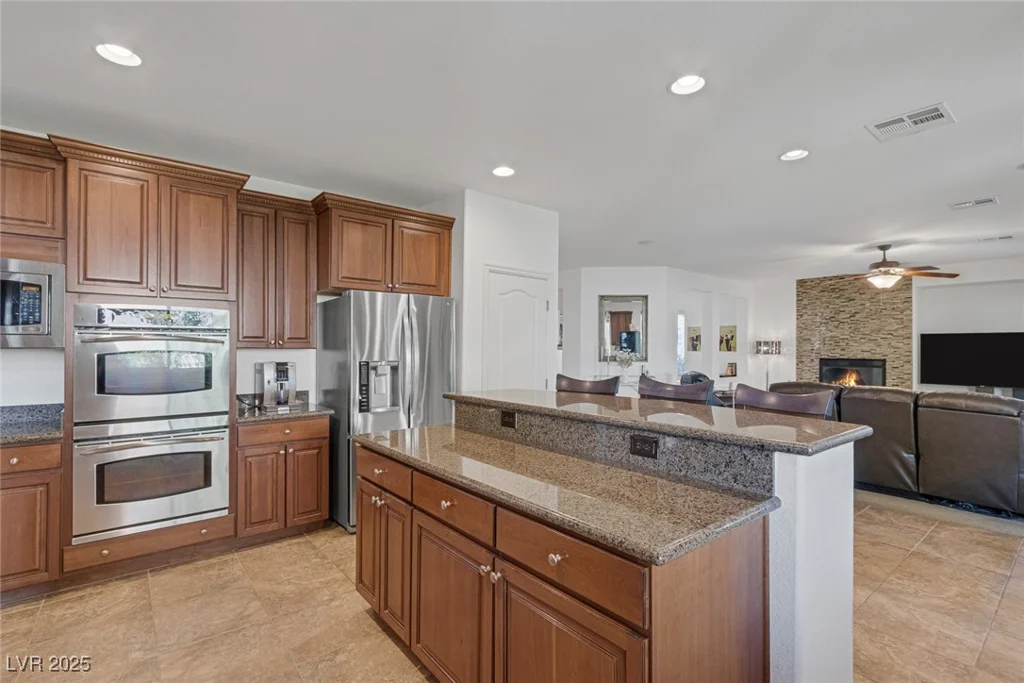 7872 Regency Park, Las Vegas, NV 89149