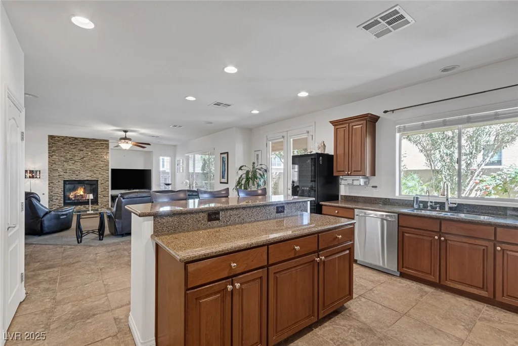 7872 Regency Park, Las Vegas, NV 89149