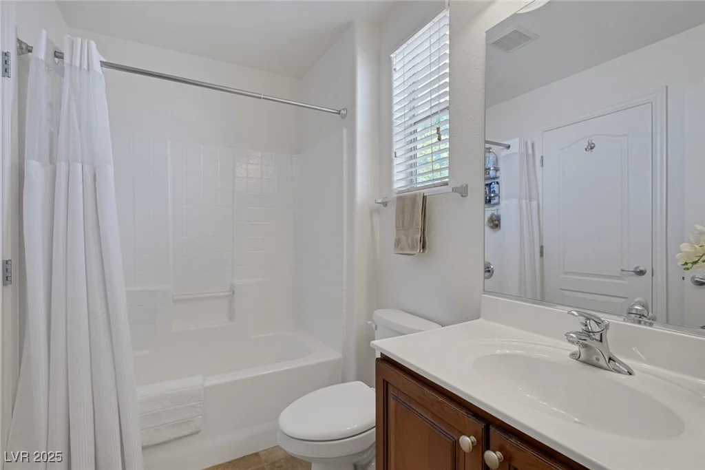 7872 Regency Park, Las Vegas, NV 89149