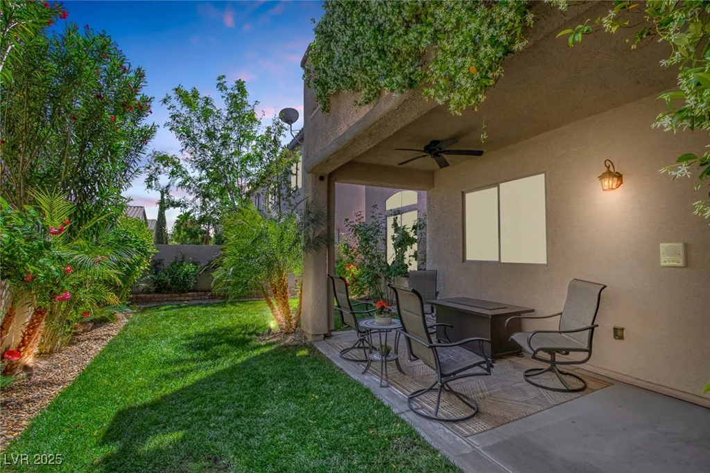 7872 Regency Park, Las Vegas, NV 89149