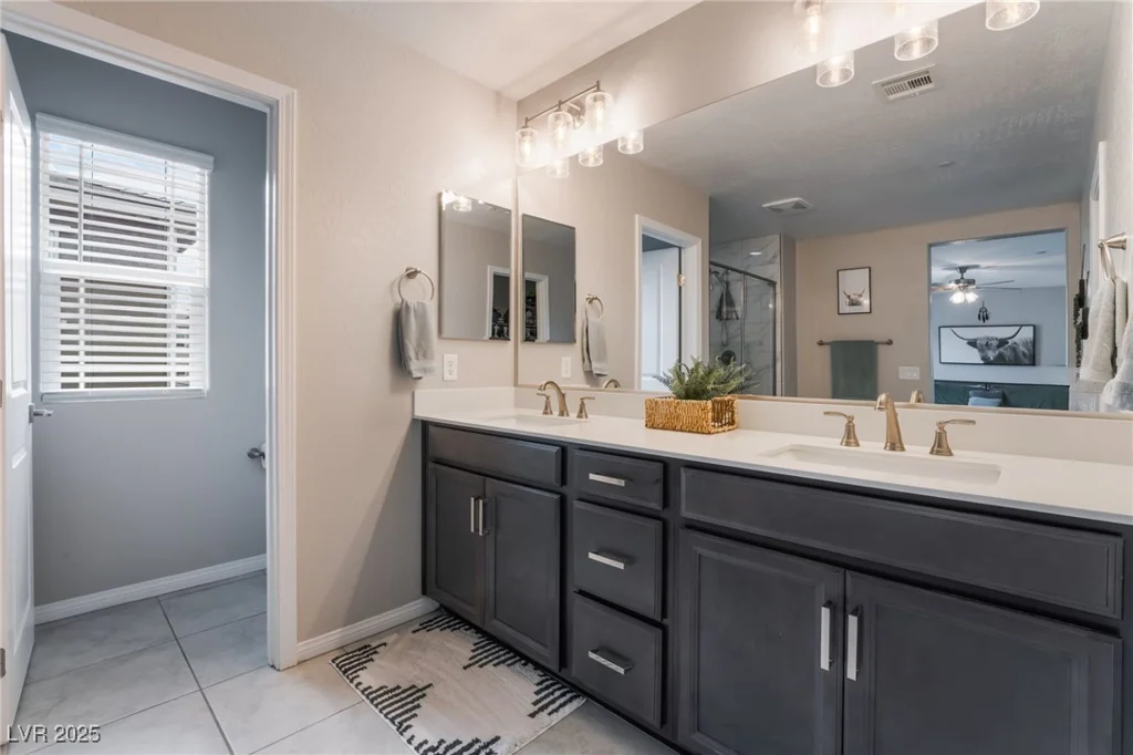 356 Silva, Henderson, NV 89011