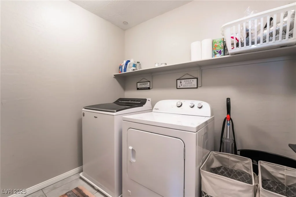 356 Silva, Henderson, NV 89011