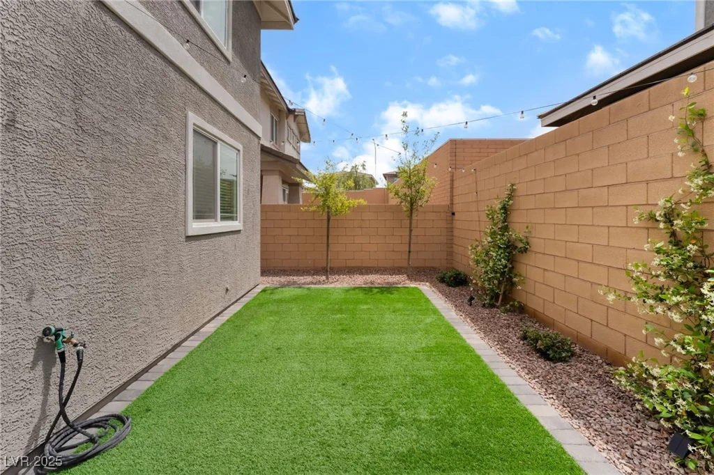 356 Silva, Henderson, NV 89011