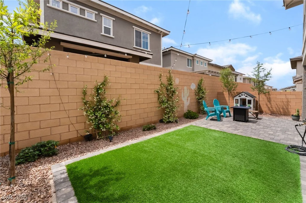 356 Silva, Henderson, NV 89011