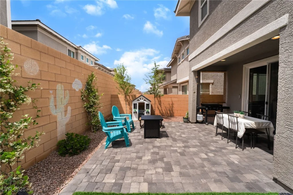 356 Silva, Henderson, NV 89011