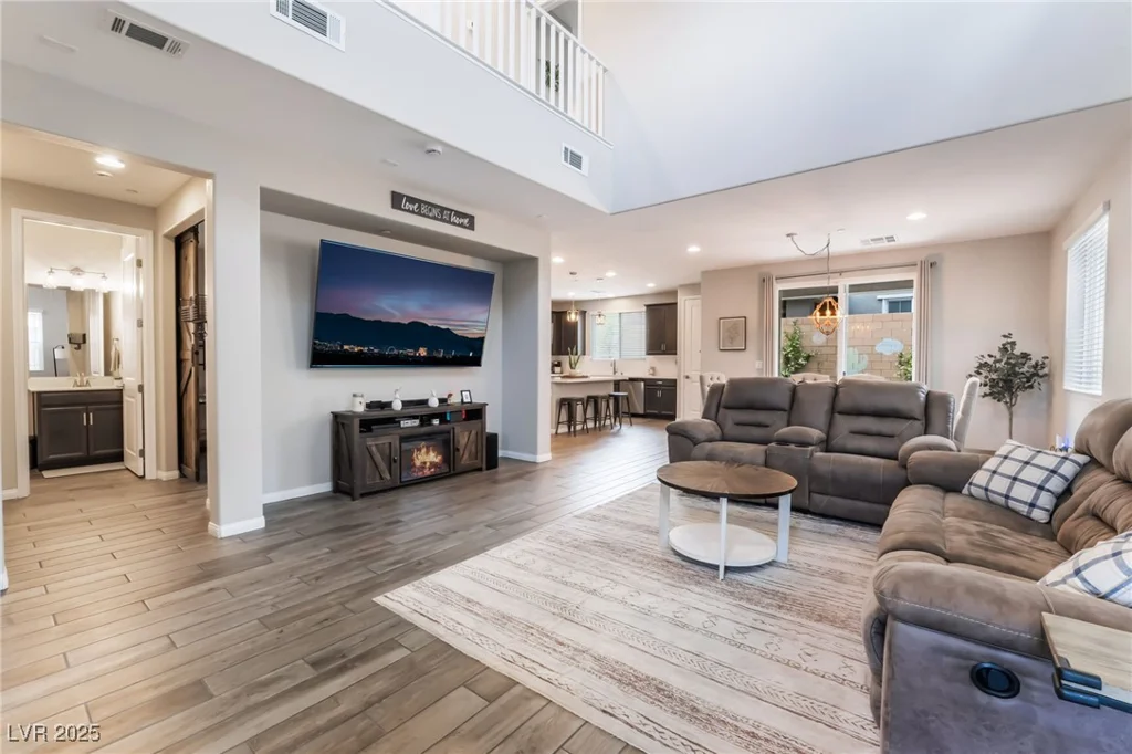 356 Silva, Henderson, NV 89011