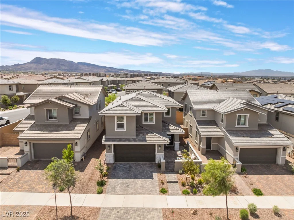 356 Silva, Henderson, NV 89011