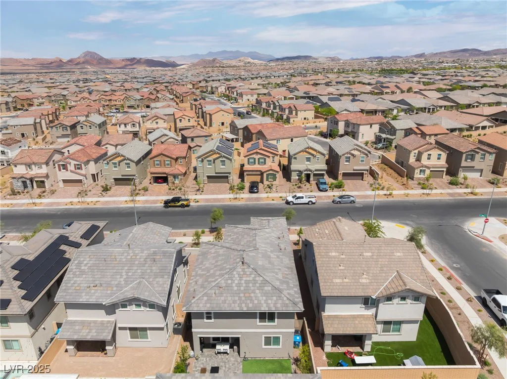 356 Silva, Henderson, NV 89011