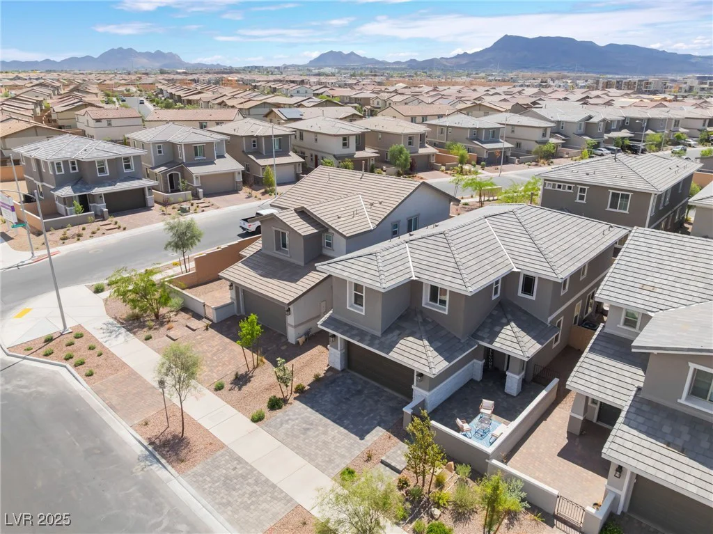 356 Silva, Henderson, NV 89011