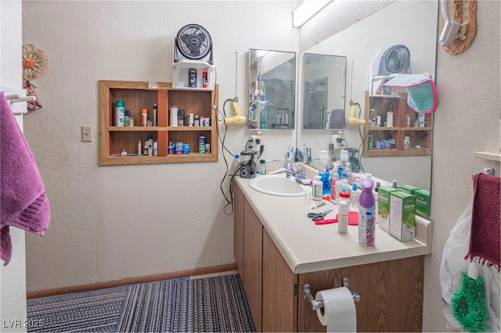 553 Dutchman, Henderson, NV 89011