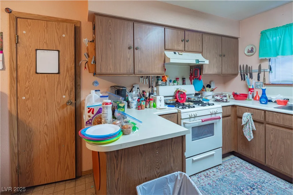 553 Dutchman, Henderson, NV 89011