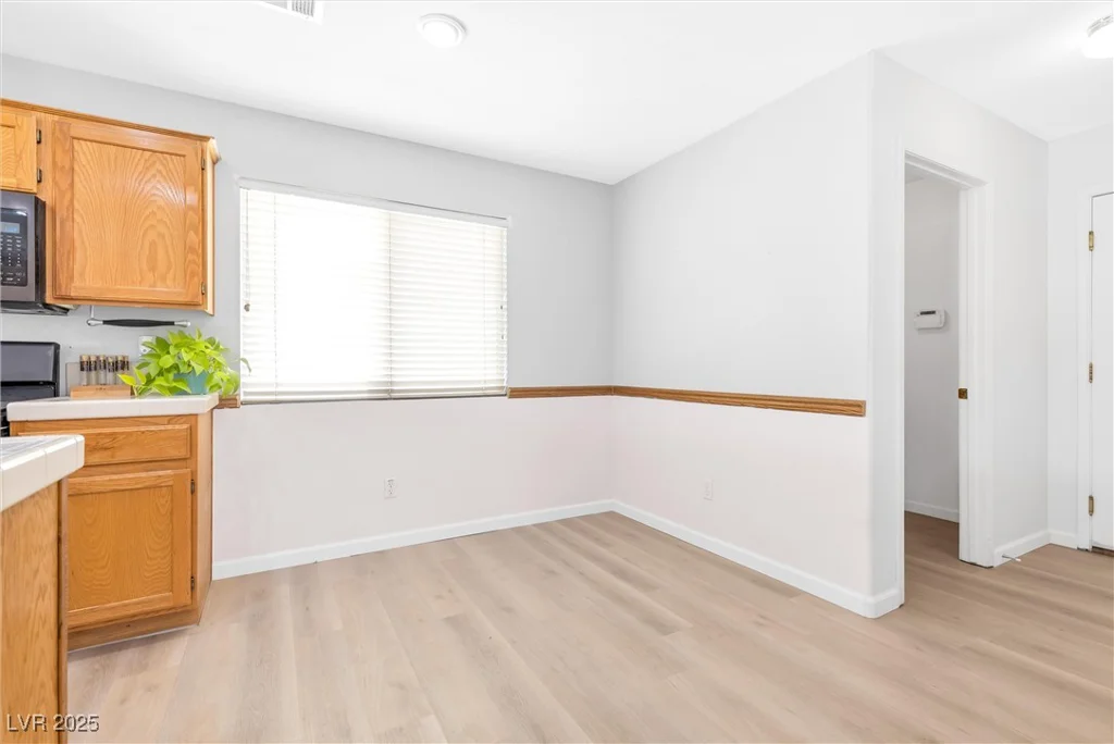 9013 Meisenheimer, Las Vegas, NV 89143