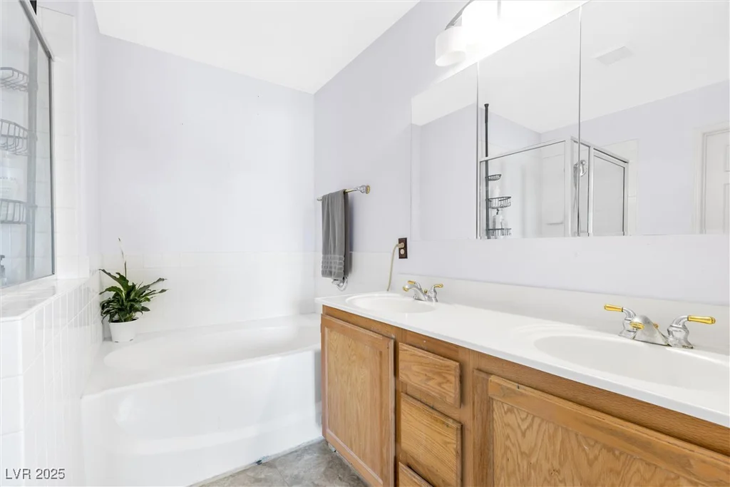9013 Meisenheimer, Las Vegas, NV 89143
