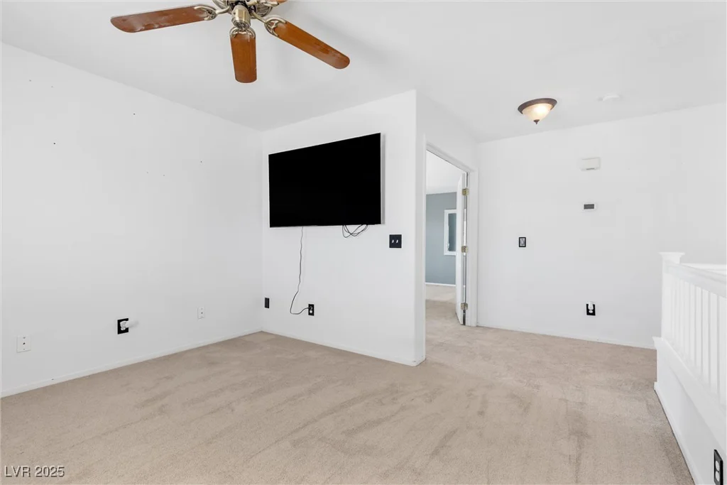 9013 Meisenheimer, Las Vegas, NV 89143