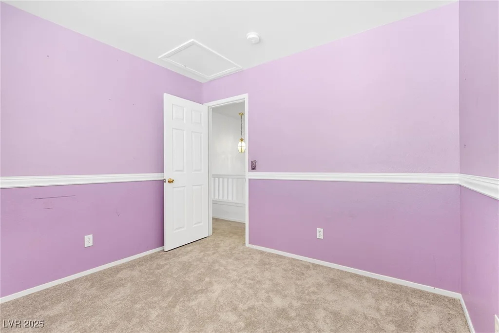 9013 Meisenheimer, Las Vegas, NV 89143