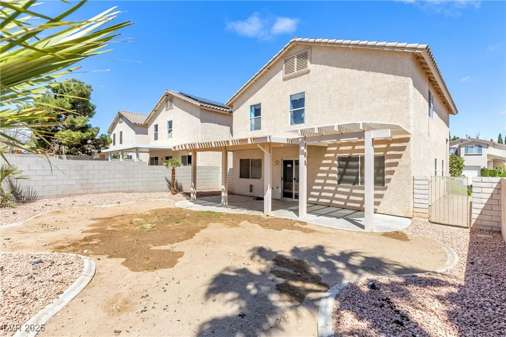 9013 Meisenheimer, Las Vegas, NV 89143