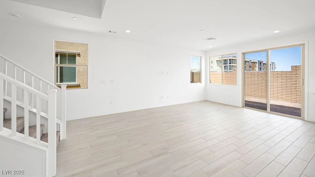 77 Tardando, Henderson, NV 89015