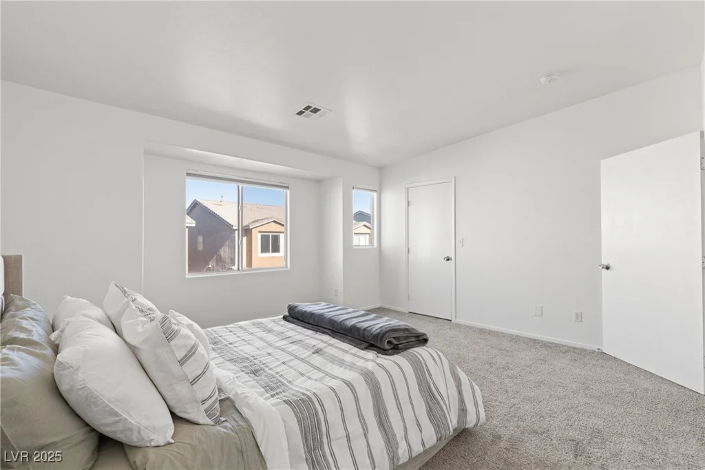 4076 Rocky Beach, Las Vegas, NV 89115