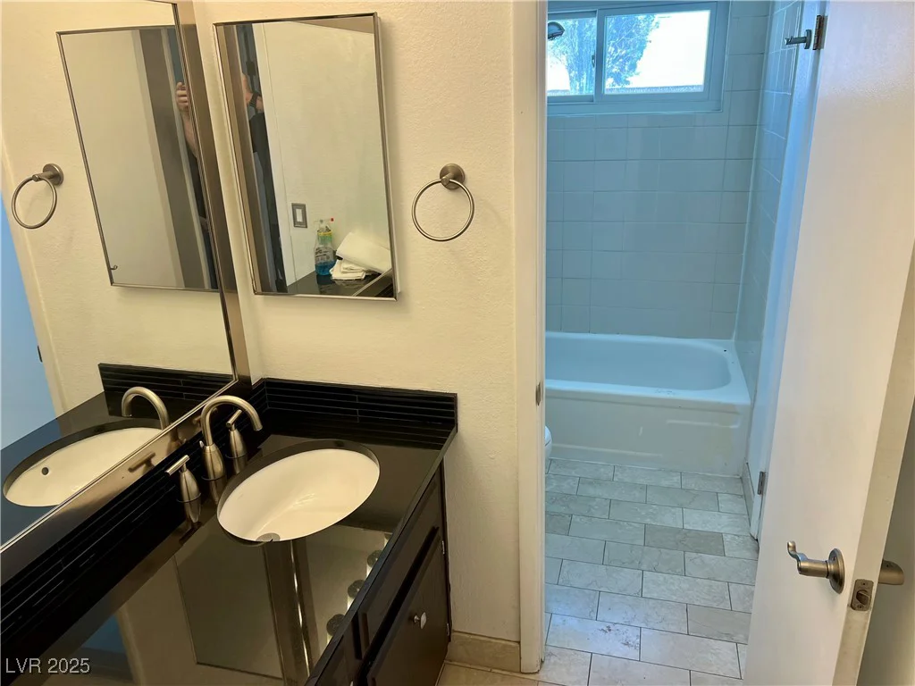 3144 Downing, Las Vegas, NV 89121