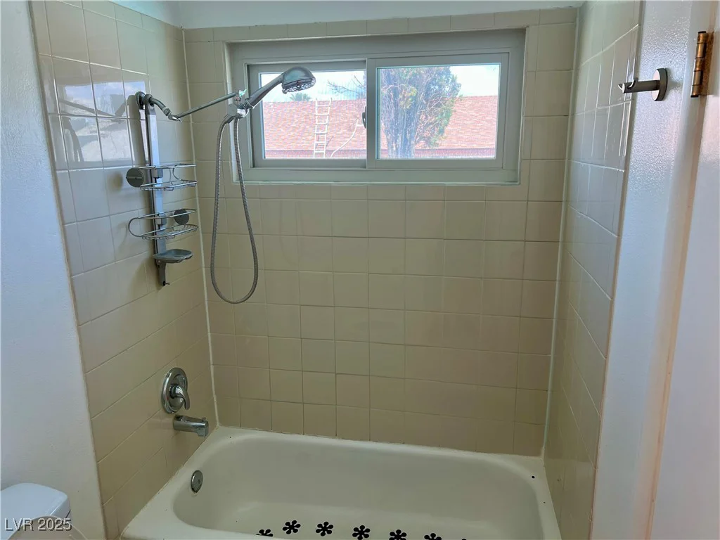 3144 Downing, Las Vegas, NV 89121