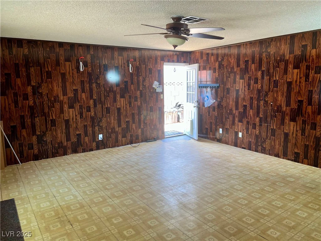 3144 Downing, Las Vegas, NV 89121
