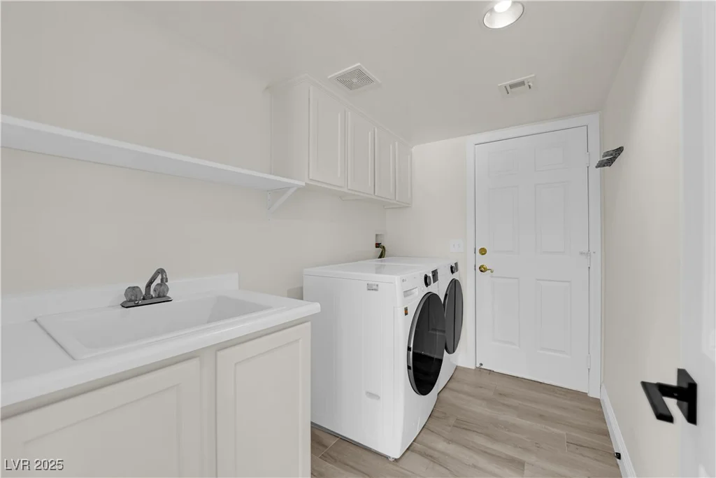 3846 Biltmore Bay, Las Vegas, NV 89147