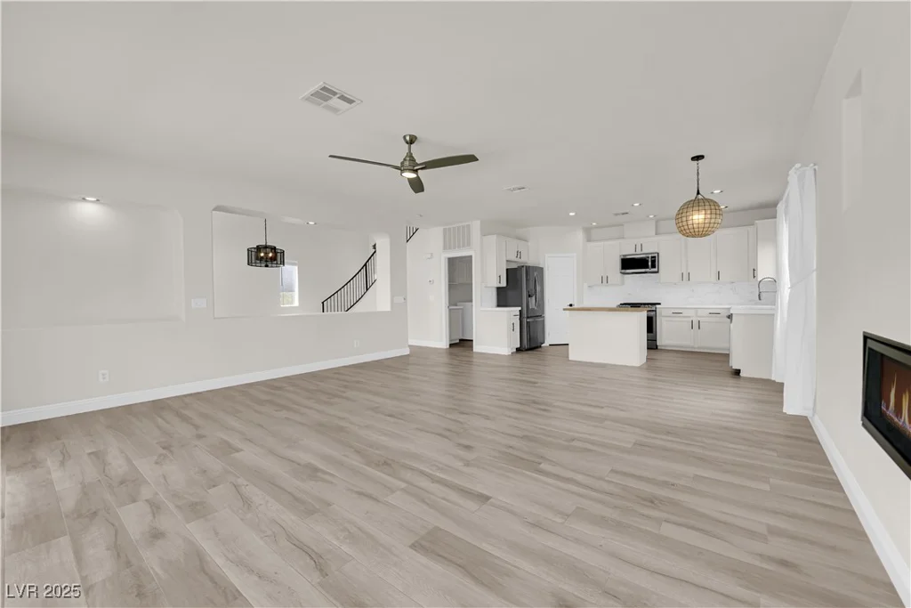 3846 Biltmore Bay, Las Vegas, NV 89147