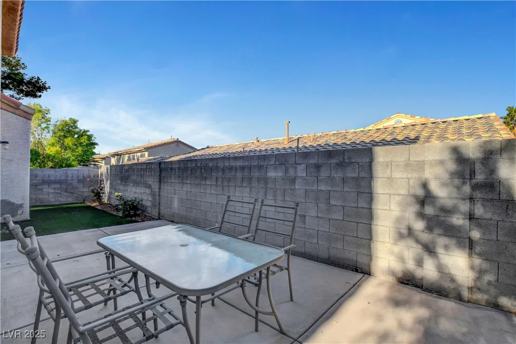 7721 Sour Gum, Las Vegas, NV 89131