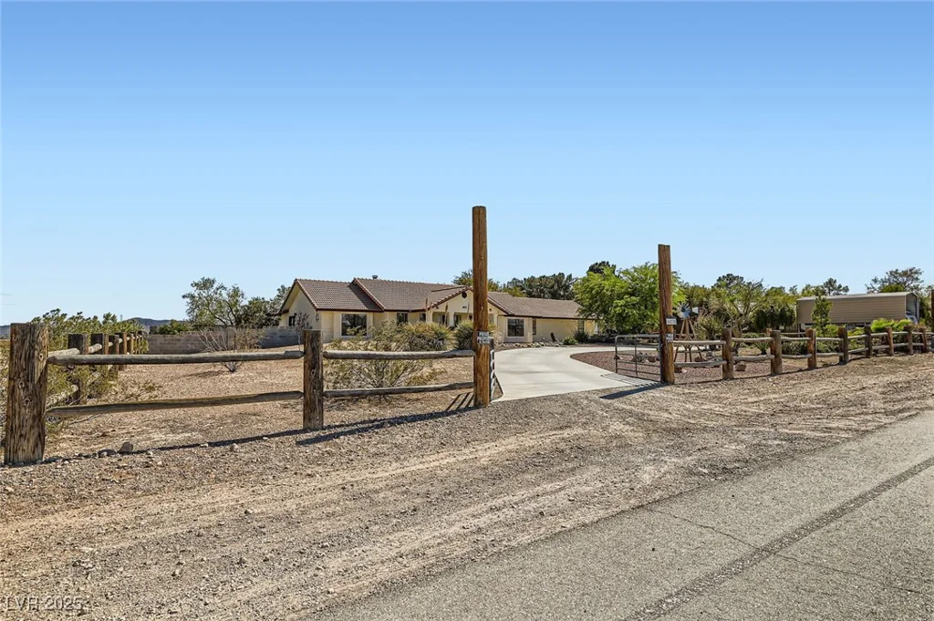 4075 Torino, Las Vegas, NV 89139