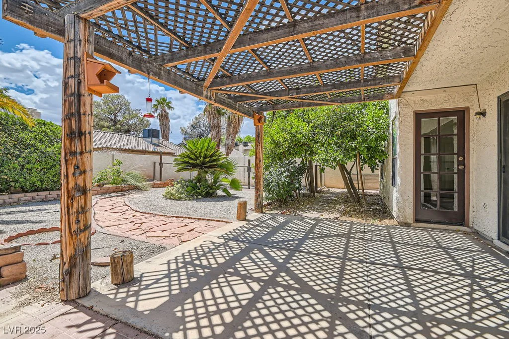 6417 Plumcrest, Las Vegas, NV 89108
