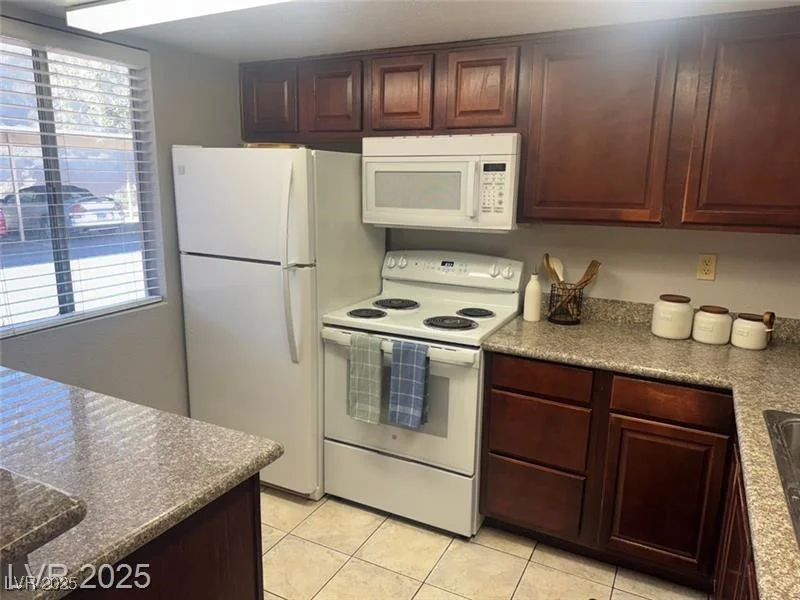 4965 Indian River, Las Vegas, NV 89103
