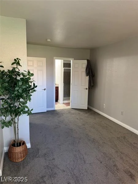 4965 Indian River, Las Vegas, NV 89103