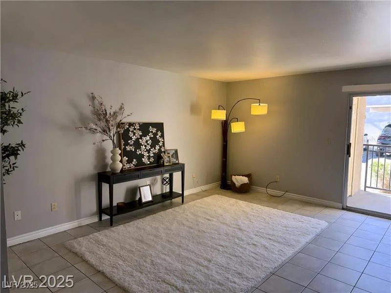 4965 Indian River, Las Vegas, NV 89103