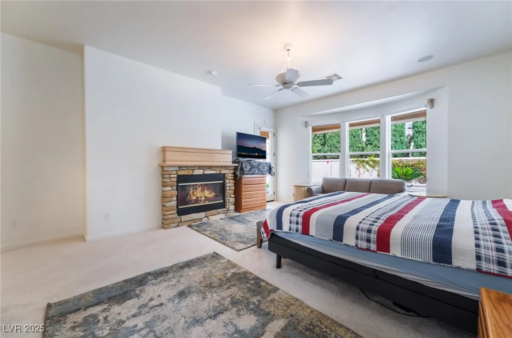 308 Kingsclear, Las Vegas, NV 89145