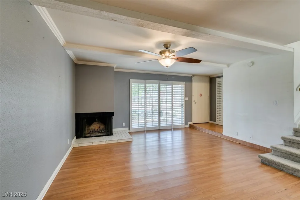 516 Delfern, Las Vegas, NV 89169