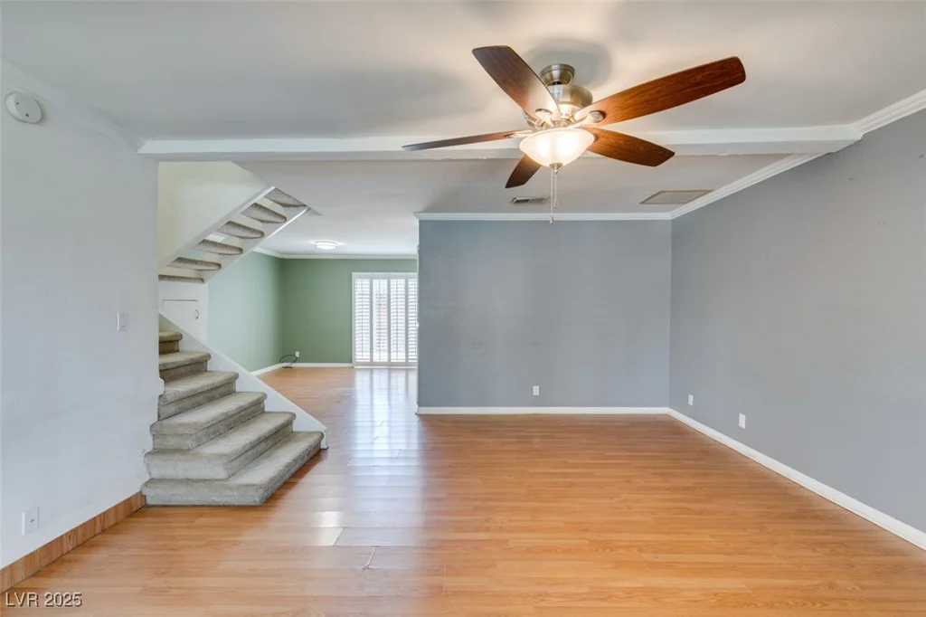 516 Delfern, Las Vegas, NV 89169