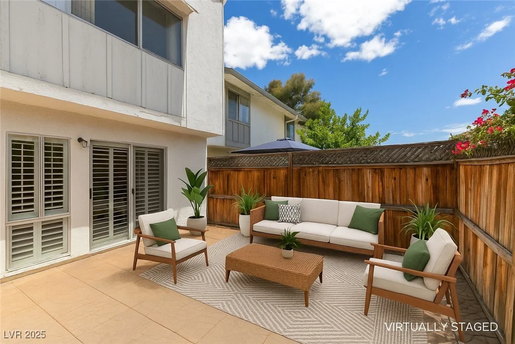 516 Delfern, Las Vegas, NV 89169