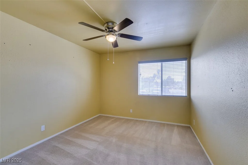 516 Delfern, Las Vegas, NV 89169