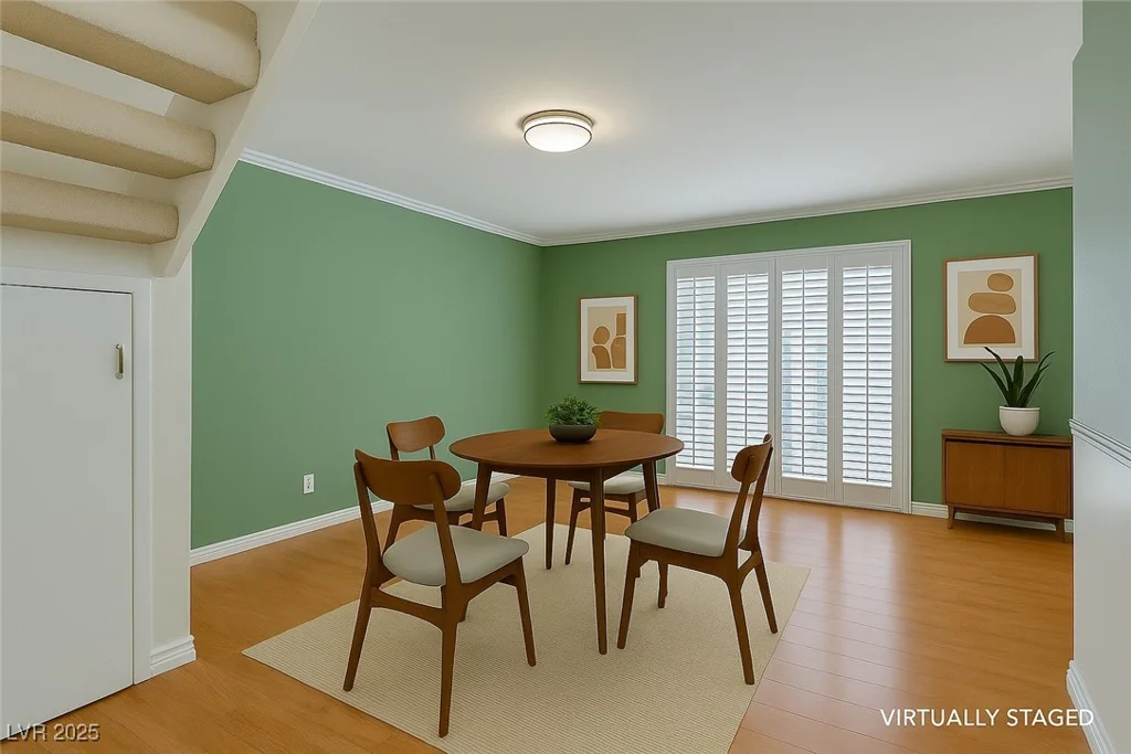 516 Delfern, Las Vegas, NV 89169